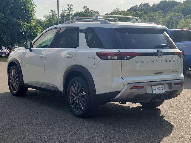 new 2024 Nissan Pathfinder car, priced at $48,711