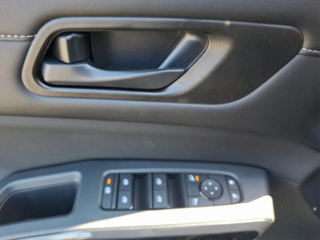 new 2025 Nissan Pathfinder car, priced at $41,581