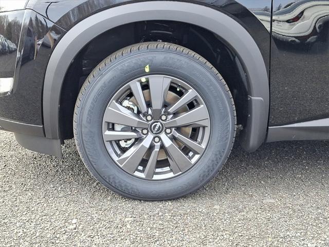 new 2025 Nissan Pathfinder car, priced at $39,209