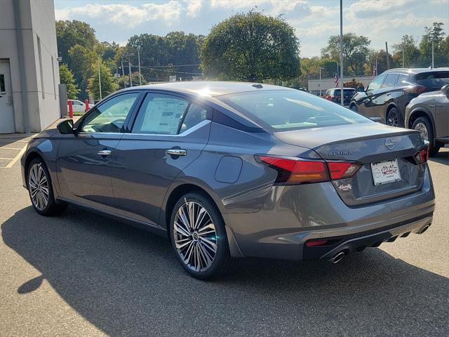 new 2025 Nissan Altima car, priced at $35,887