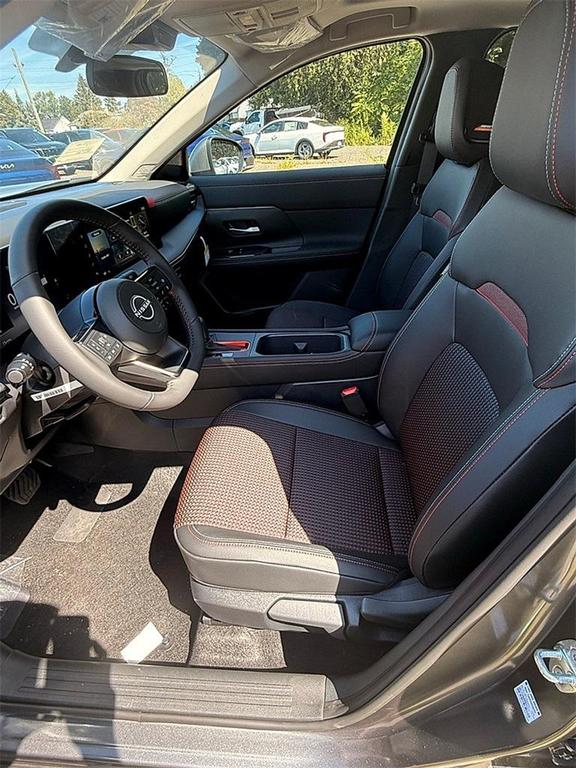 new 2025 Nissan Kicks car, priced at $29,061