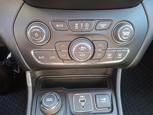 used 2021 Jeep Cherokee car, priced at $21,991