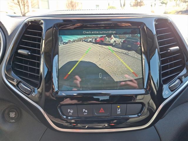 used 2021 Jeep Cherokee car, priced at $21,991