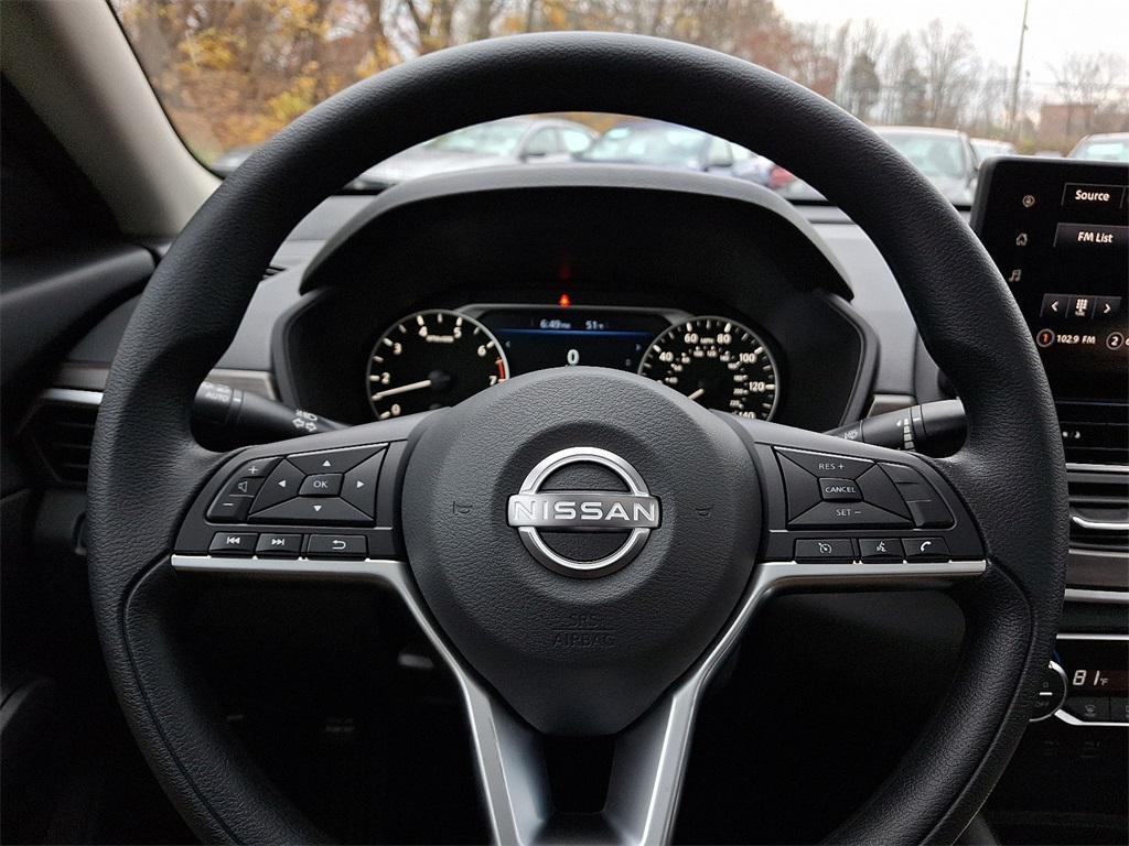 new 2025 Nissan Altima car, priced at $27,545