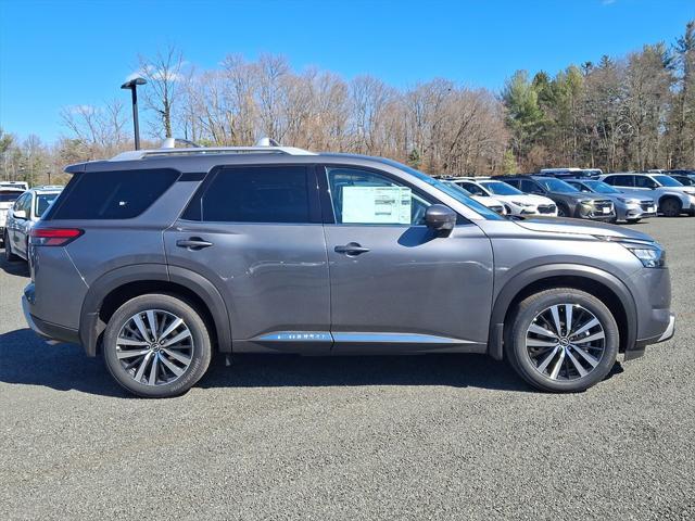 new 2025 Nissan Pathfinder car, priced at $52,013