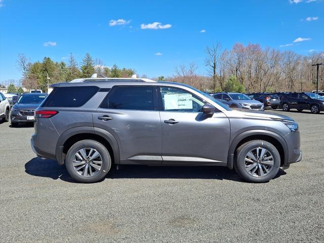 new 2025 Nissan Pathfinder car, priced at $46,235