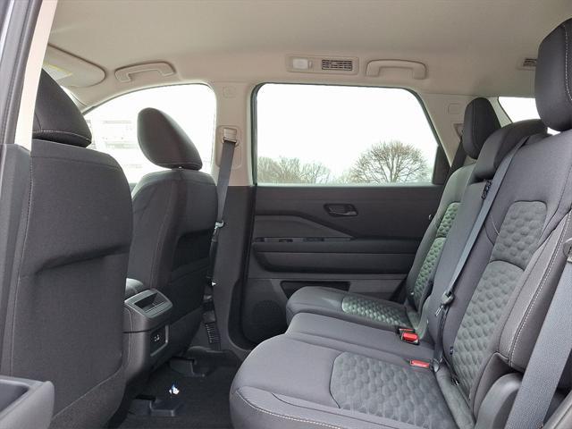 new 2025 Nissan Pathfinder car, priced at $39,209