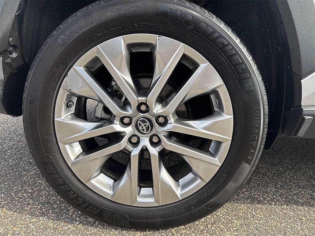 used 2019 Toyota RAV4 car, priced at $29,924