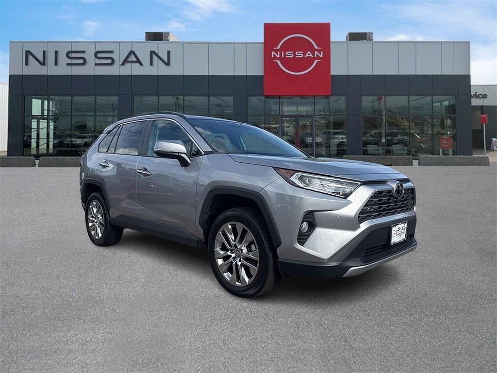 used 2019 Toyota RAV4 car, priced at $29,924
