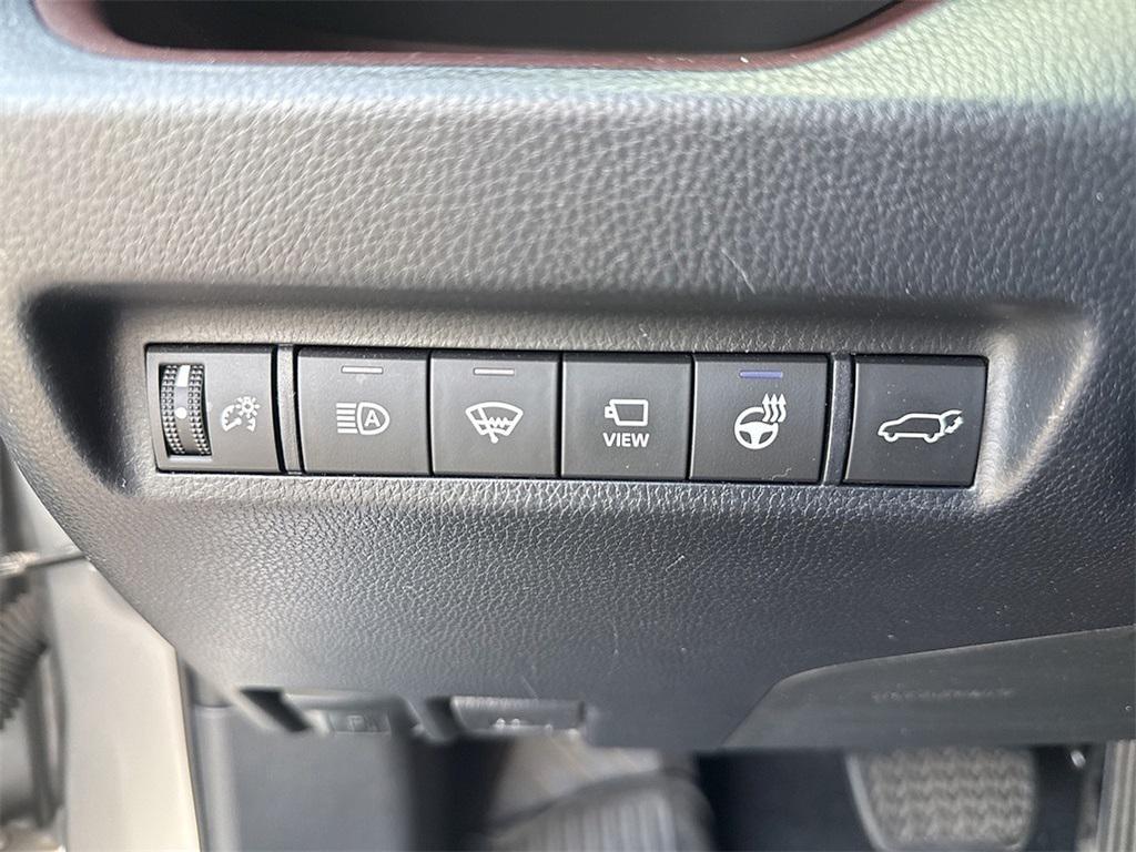 used 2019 Toyota RAV4 car, priced at $29,924
