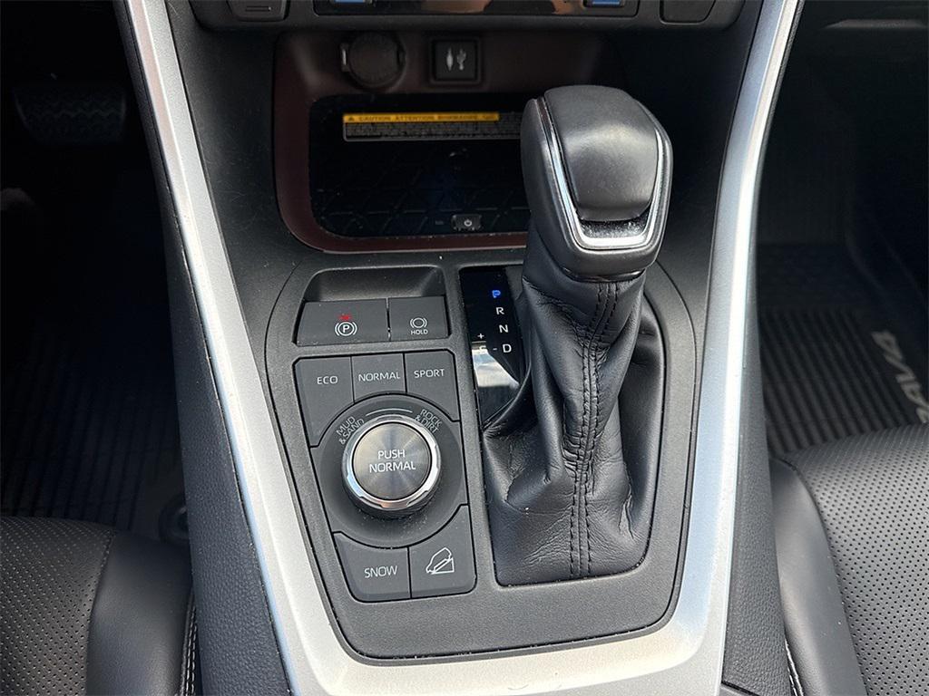 used 2019 Toyota RAV4 car, priced at $29,924