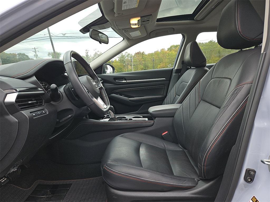 used 2023 Nissan Altima car, priced at $20,999