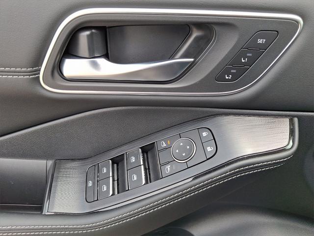 new 2025 Nissan Rogue car, priced at $45,829