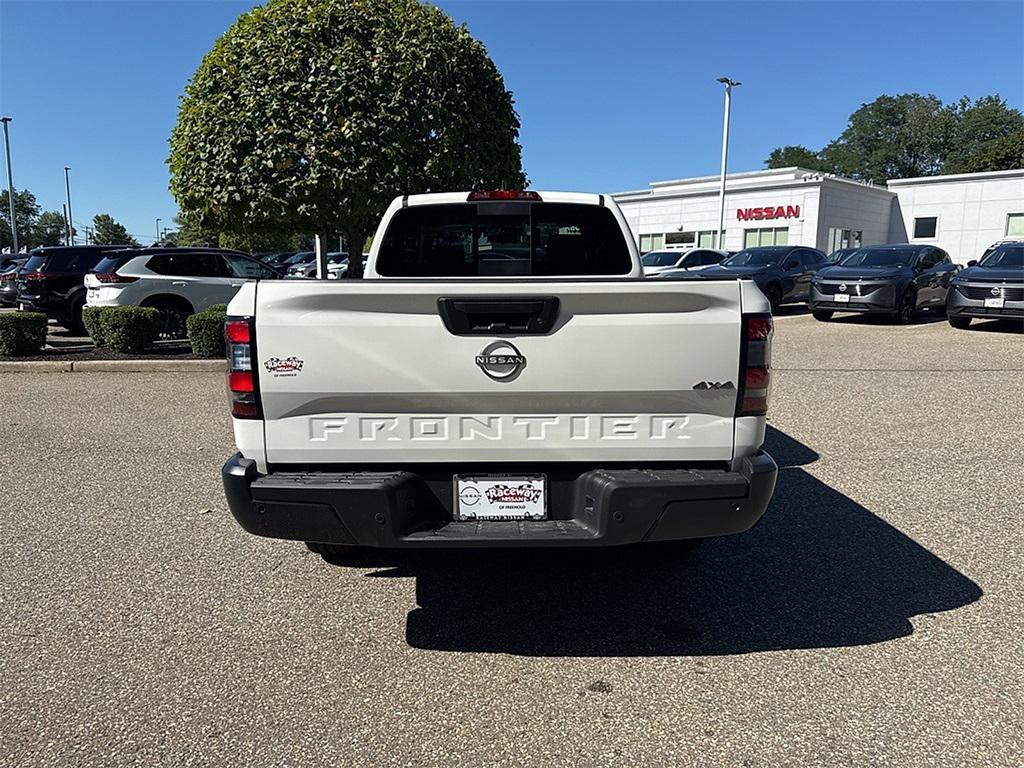 new 2025 Nissan Frontier car, priced at $33,740