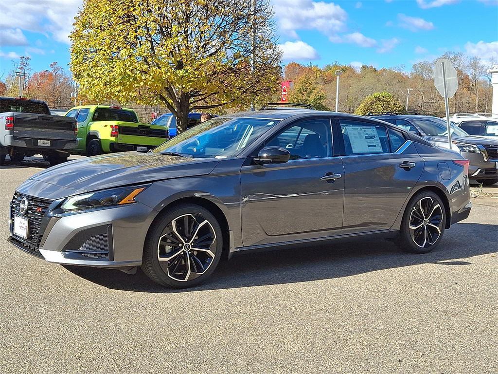 new 2025 Nissan Altima car, priced at $30,861