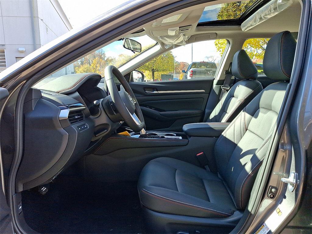 new 2025 Nissan Altima car, priced at $30,861