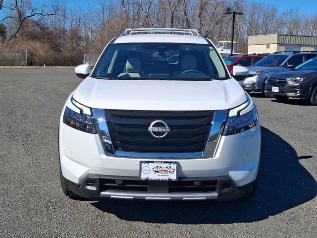 new 2025 Nissan Pathfinder car, priced at $46,660