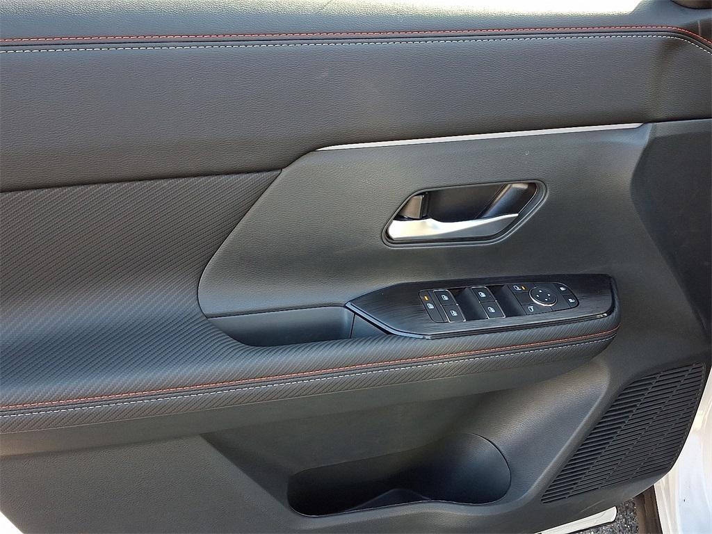 new 2025 Nissan Kicks car, priced at $28,511