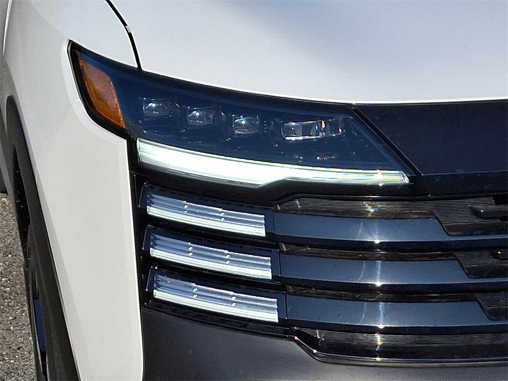 new 2025 Nissan Kicks car, priced at $28,511