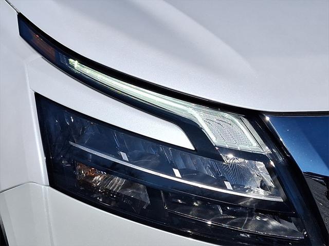 new 2025 Nissan Pathfinder car, priced at $47,109