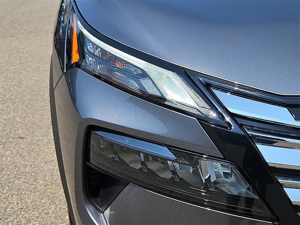 used 2024 Nissan Rogue car, priced at $27,526