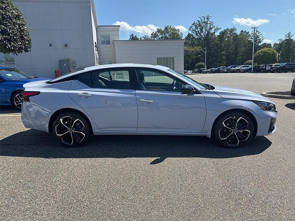 new 2025 Nissan Altima car, priced at $32,226