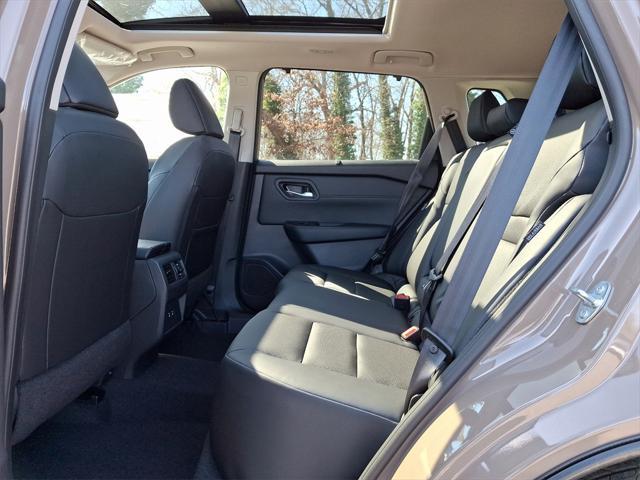 new 2025 Nissan Rogue car, priced at $34,004