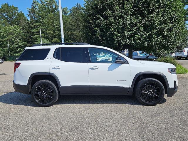 used 2022 GMC Acadia car, priced at $27,991