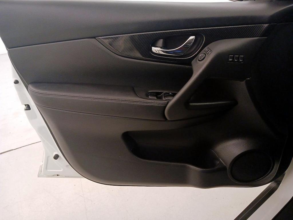 used 2017 Nissan Rogue car, priced at $18,998