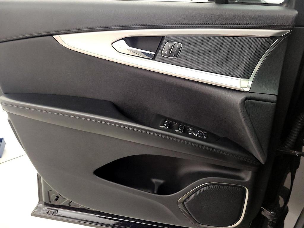 used 2020 Lincoln Nautilus car, priced at $25,998