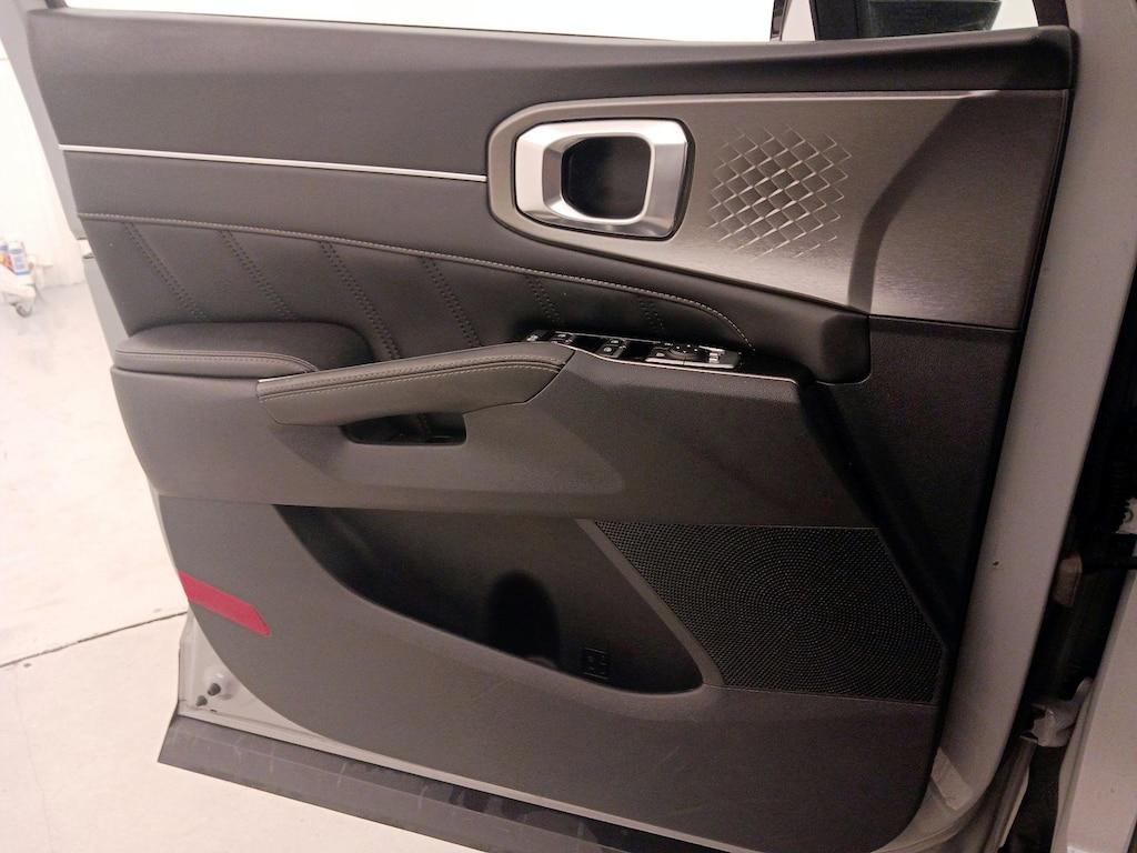 used 2022 Kia Sorento car, priced at $22,998