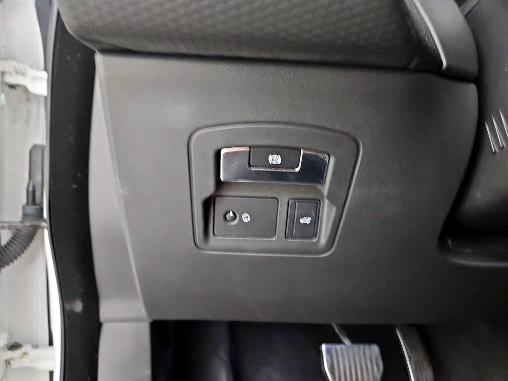 used 2018 Land Rover Range Rover Velar car, priced at $31,998