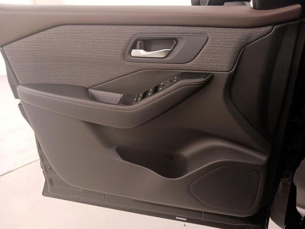 used 2023 Nissan Rogue car, priced at $21,998