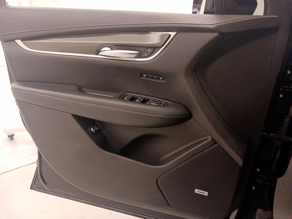 used 2020 Cadillac XT6 car, priced at $34,998