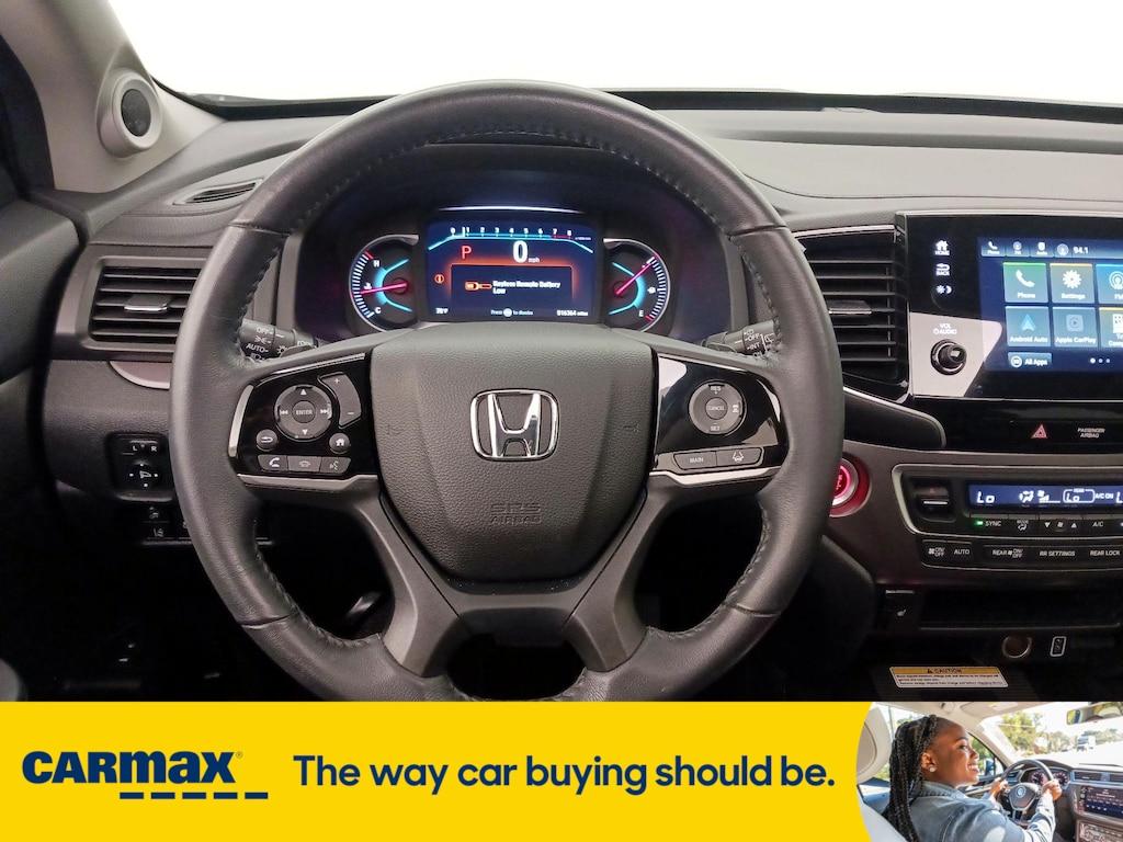 used 2022 Honda Pilot car, priced at $35,998
