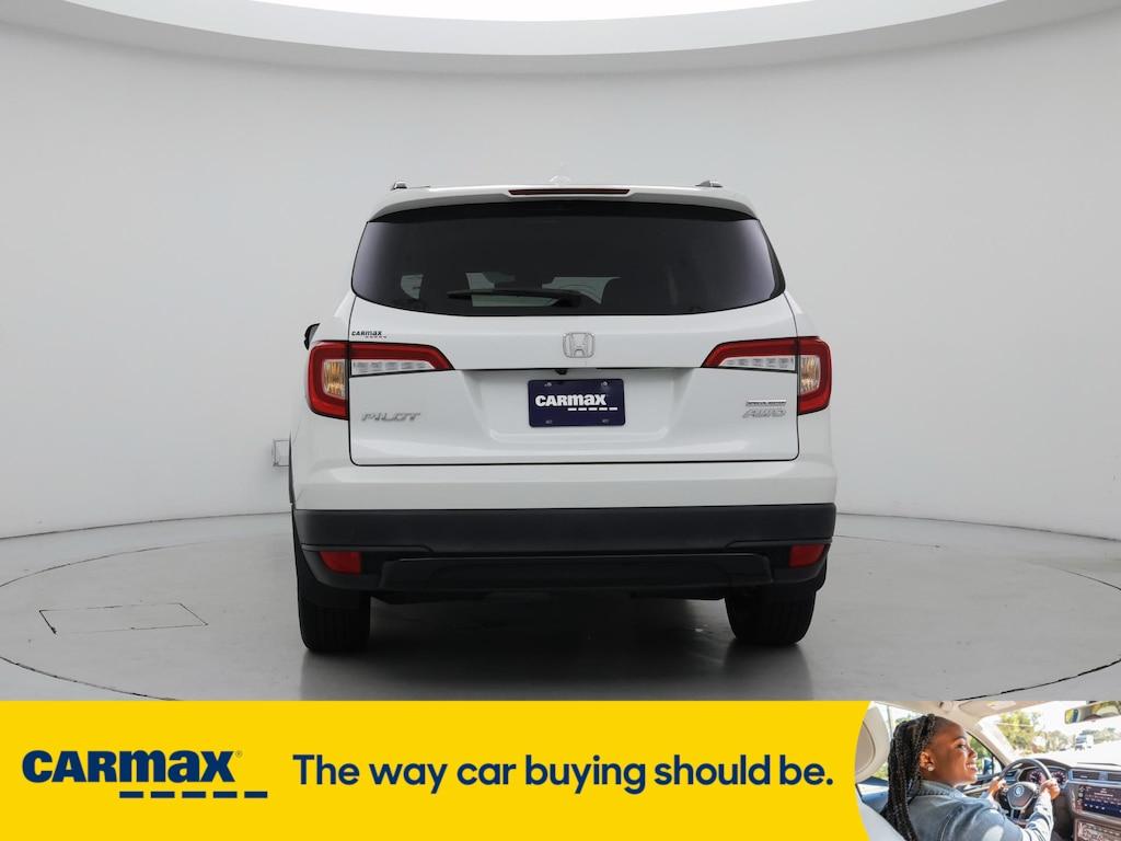 used 2022 Honda Pilot car, priced at $35,998