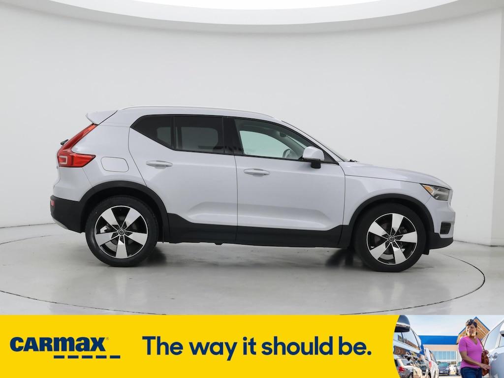 used 2020 Volvo XC40 car, priced at $24,998