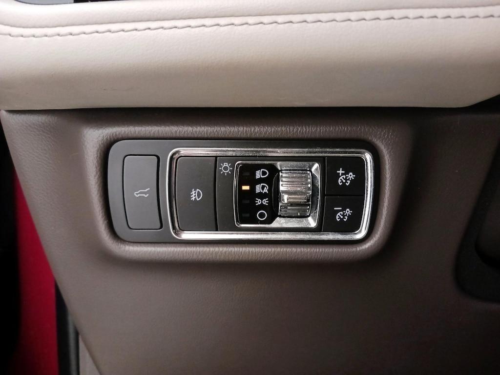 used 2020 Lincoln Aviator car, priced at $34,998