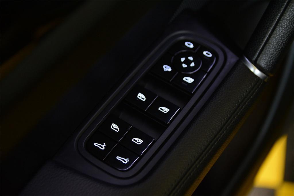 used 2019 Porsche Cayenne car, priced at $34,980