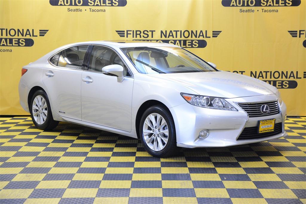 used 2013 Lexus ES 300h car, priced at $19,980