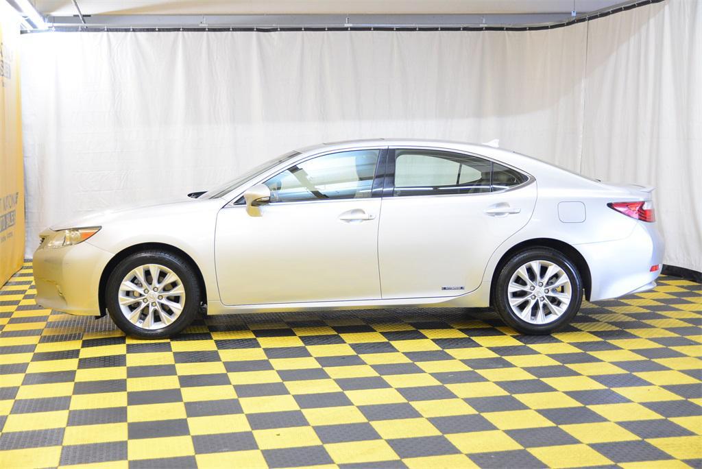 used 2013 Lexus ES 300h car, priced at $19,980