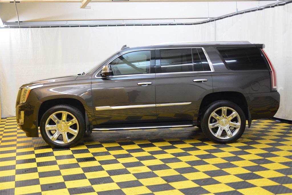 used 2018 Cadillac Escalade car, priced at $30,980