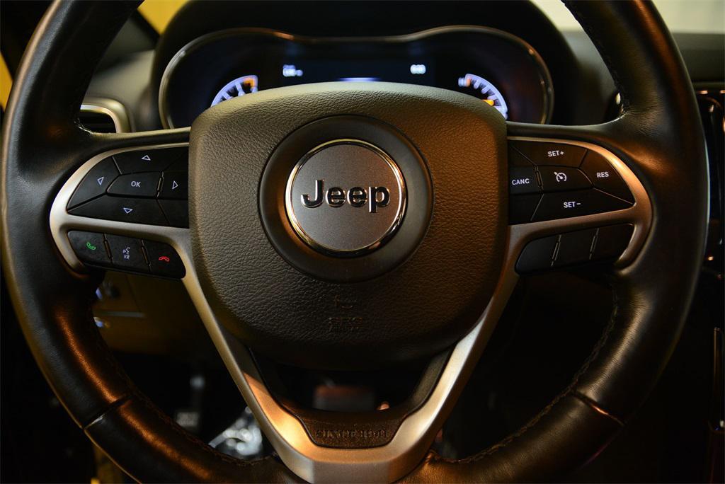 used 2022 Jeep Grand Cherokee car, priced at $22,980