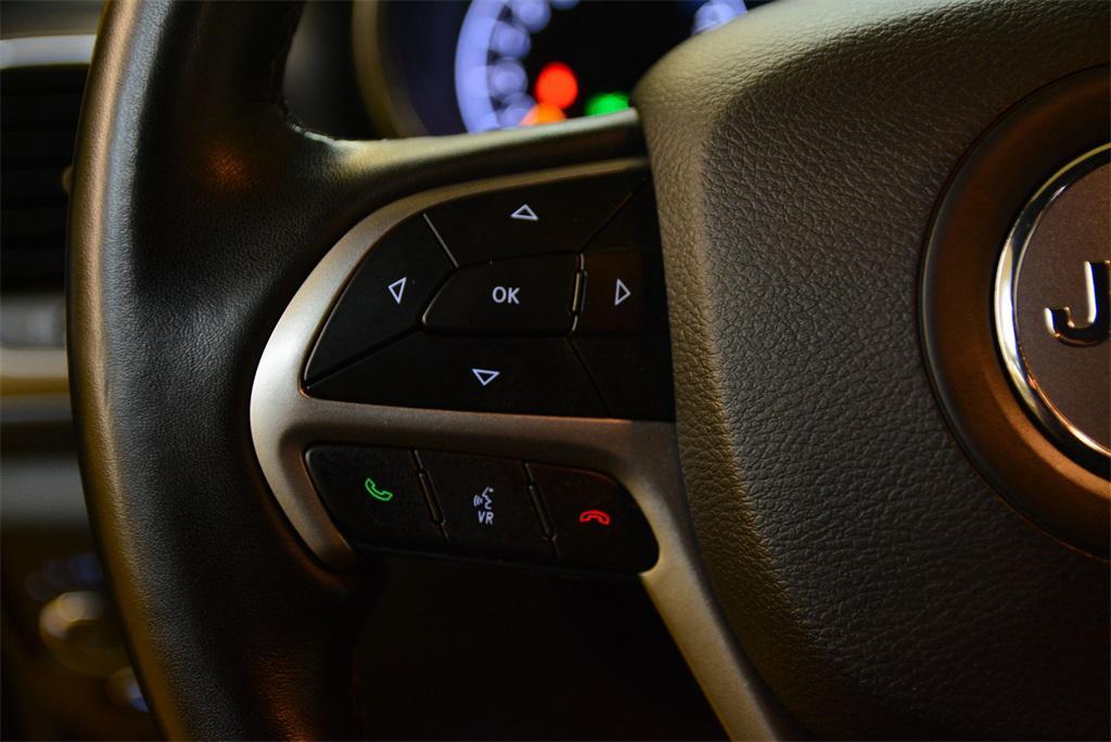 used 2022 Jeep Grand Cherokee car, priced at $22,980