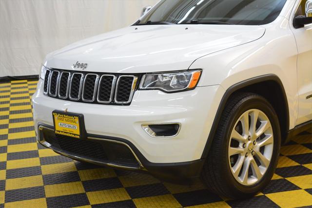 used 2017 Jeep Grand Cherokee car, priced at $15,980