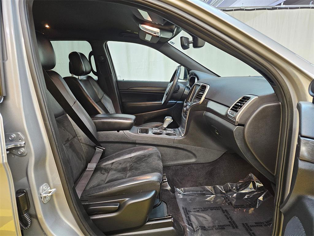 used 2018 Jeep Grand Cherokee car, priced at $18,980