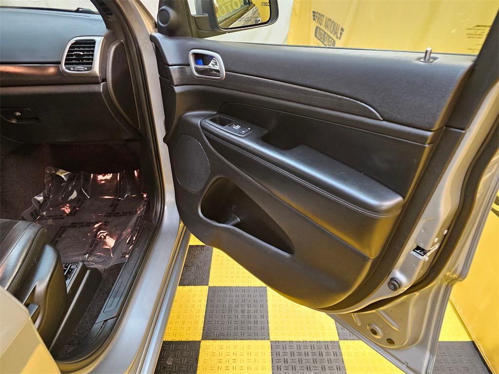 used 2018 Jeep Grand Cherokee car, priced at $18,980