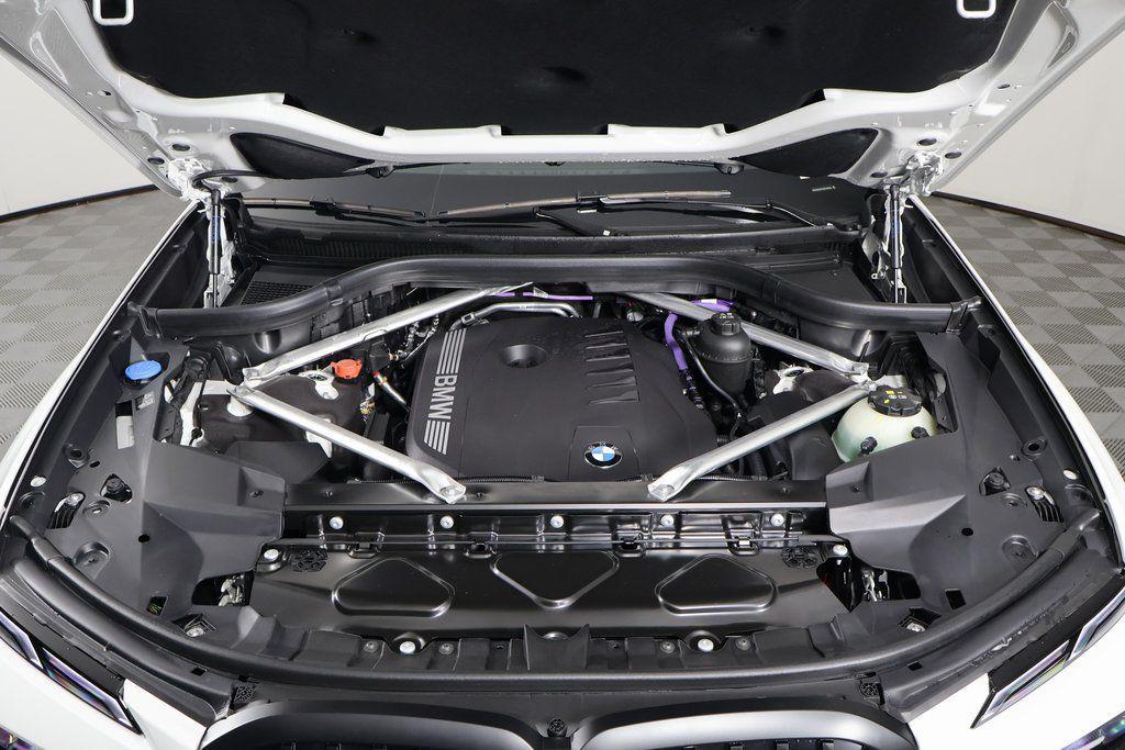 new 2026 BMW X7 car, priced at $100,815