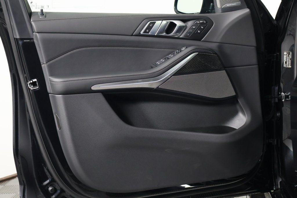 new 2026 BMW X7 car, priced at $120,815