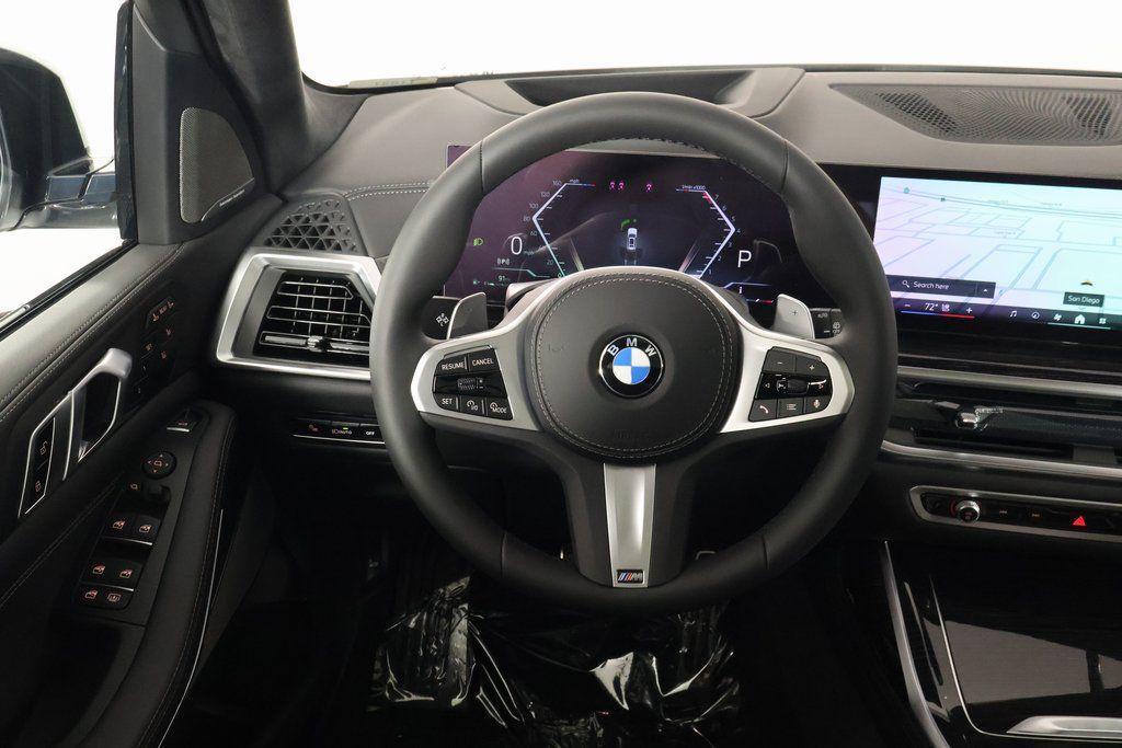 new 2026 BMW X7 car, priced at $102,515